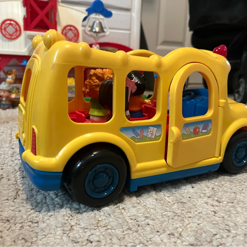 Little people school bus with figures - Picture 2 of 6
